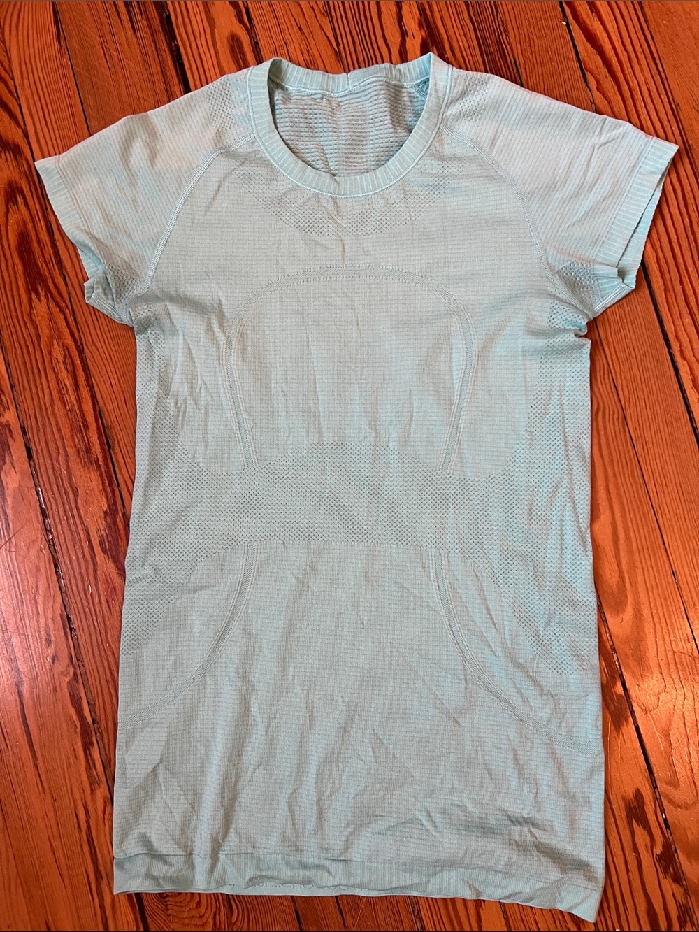 Lululemon Swiftly Tech Short-Sleeve Shirt Hip Length